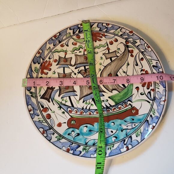 IKaros Hand Painted Carnations and Tulips Decorative Plate Rhodes, Greece - Picture 5 of 5